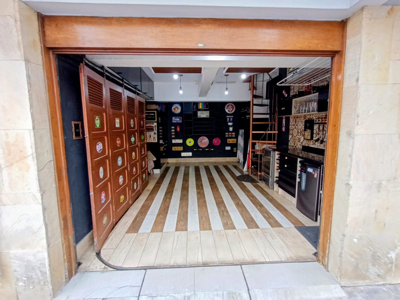 Apartamento com 2 quartos e 69m² à venda em Jardim Planalto, Porto Alegre. — foto 4