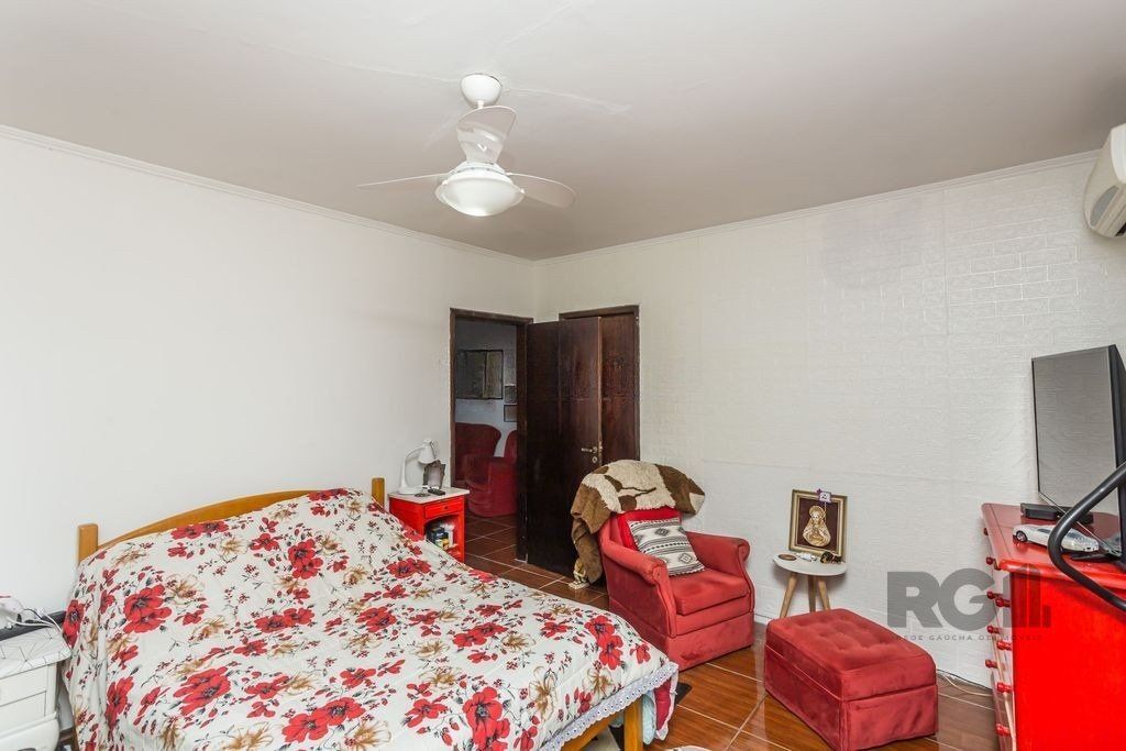 Casa à venda com 3 quartos, 210m² - Foto 15