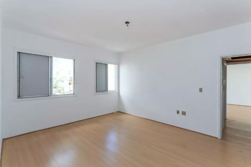 Apartamento 1 dormitório à venda no Bairro Azenha - Porto Alegre — foto 2