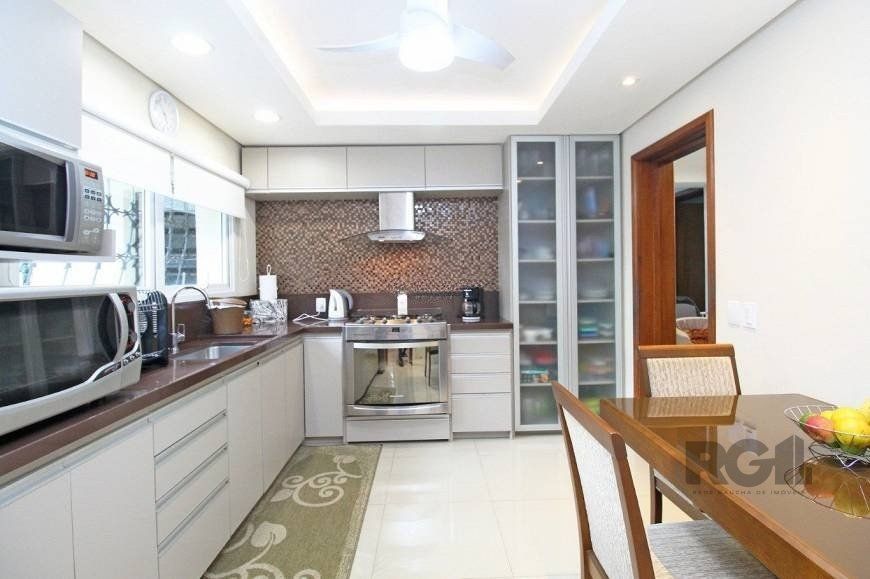 Casa à venda com 3 quartos, 245m² - Foto 24