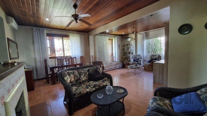 Casa, 4 quartos, 286 m² - Foto 2