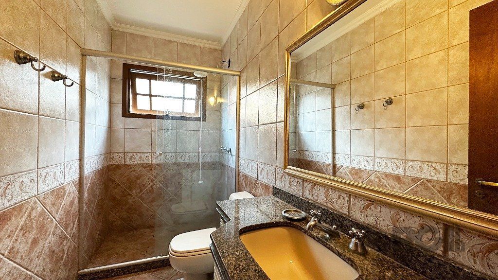Casa à venda com 4 quartos, 351m² - Foto 16