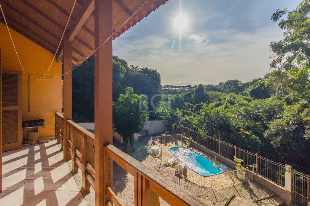 Casa à venda com 4 quartos, 300m² - Foto 34