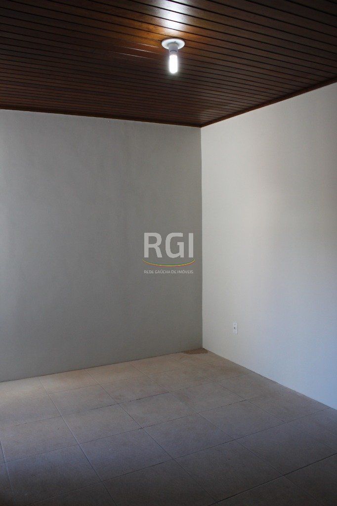 Casa à venda com 6 quartos, 224m² - Foto 18