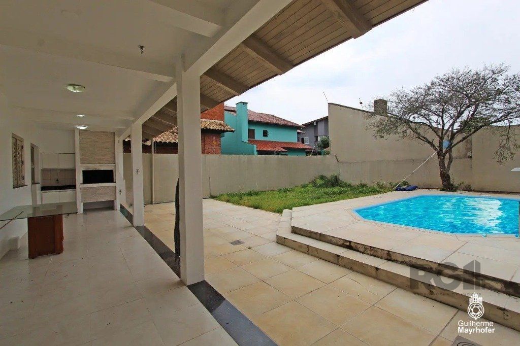 Casa à venda com 4 quartos, 412m² - Foto 1