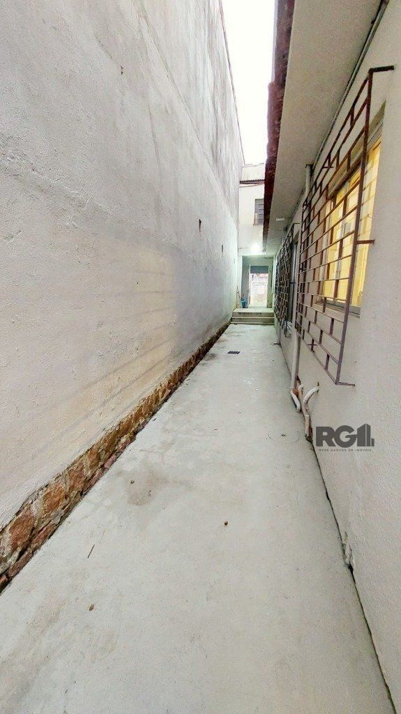Casa à venda com 3 quartos, 200m² - Foto 16