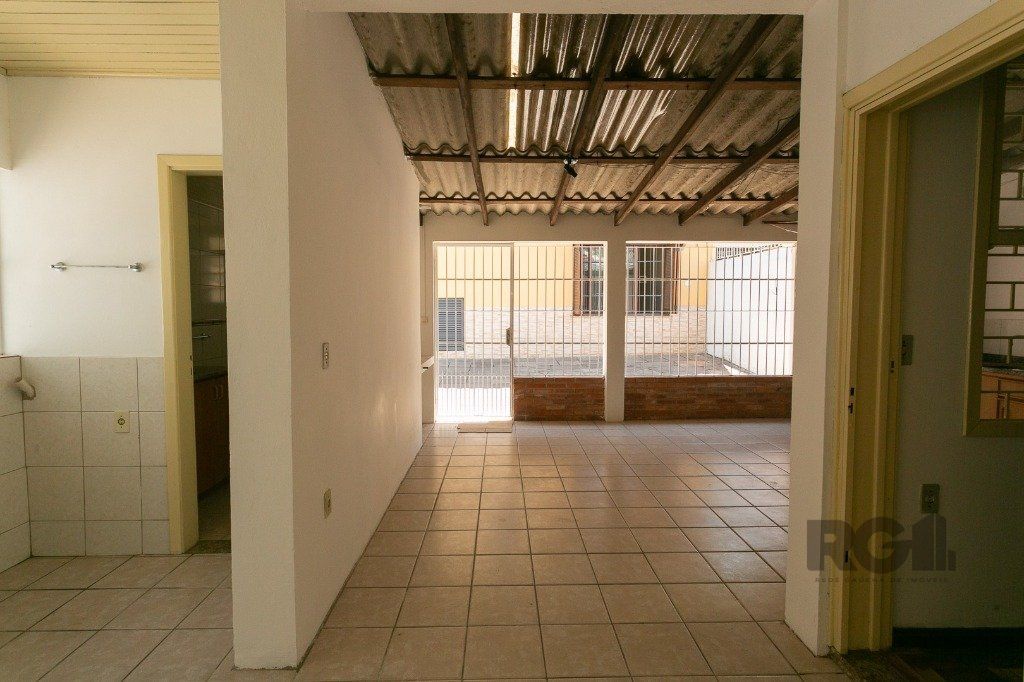 Casa à venda com 5 quartos, 265m² - Foto 57