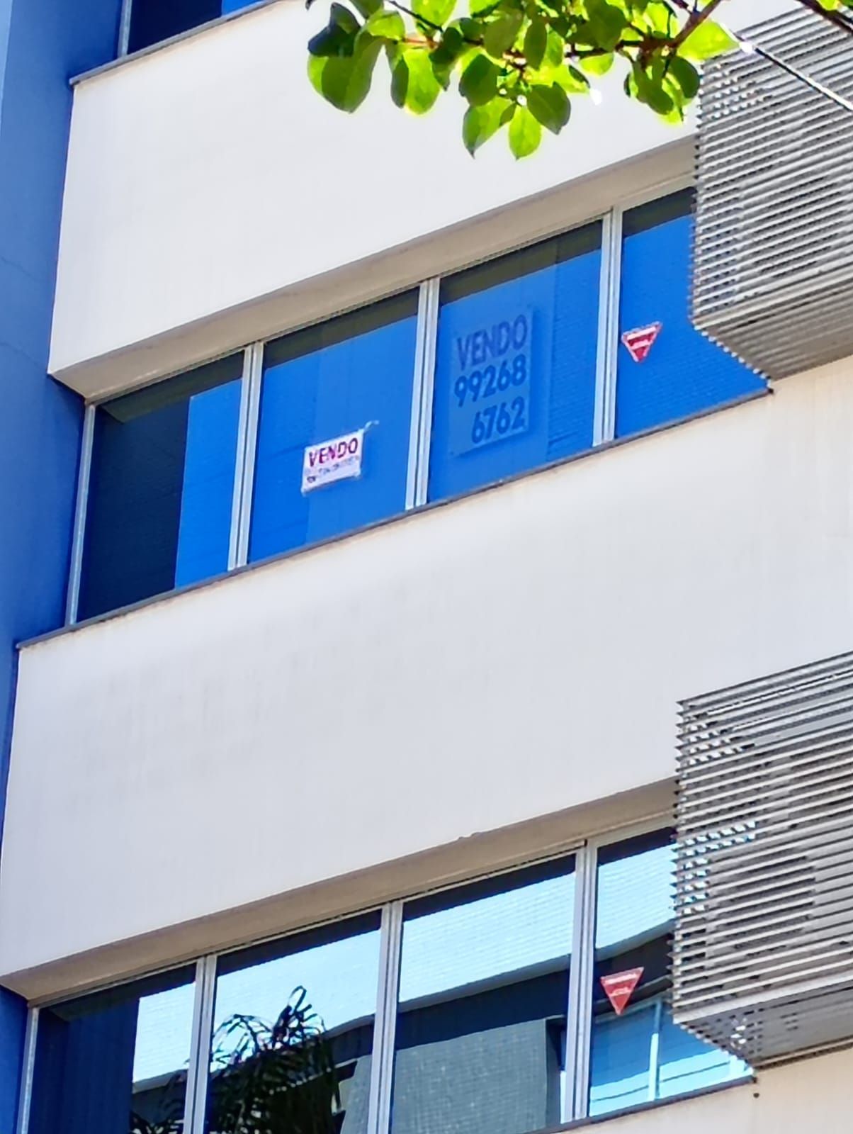 Sala comercial, 1 sala, à venda, 28 m², Menino Deus - Porto Alegre — foto 2