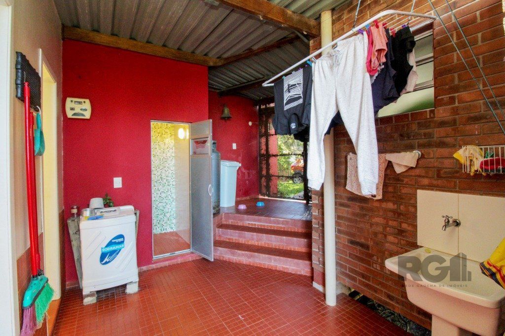 Casa à venda com 3 quartos, 193m² - Foto 32