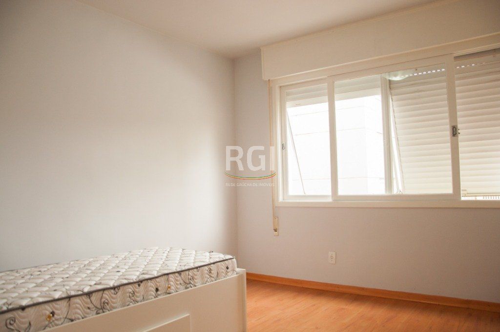 Apartamento à venda com 3 quartos, 128m² - Foto 12