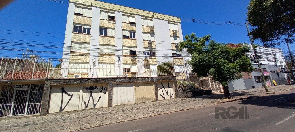 Apartamento à venda com 3 quartos, 115m² - Foto 1