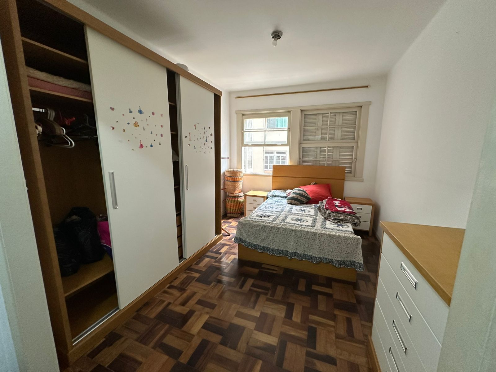 Apartamento 1 dormitórios no bairro Independência em Porto Alegre para Alugar