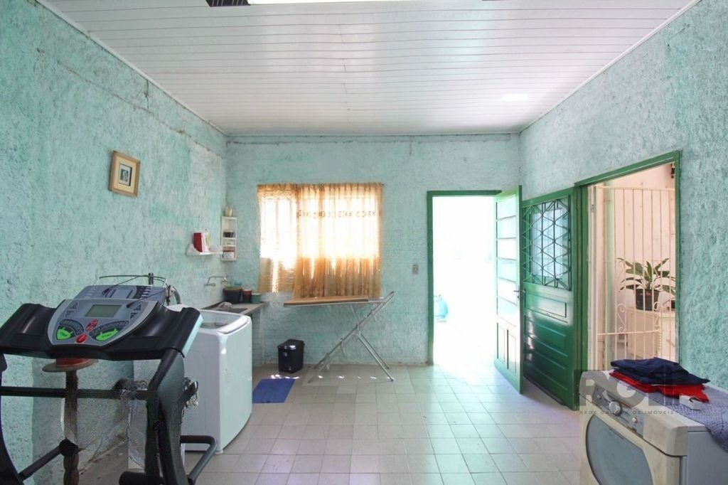 Casa à venda com 3 quartos, 300m² - Foto 12