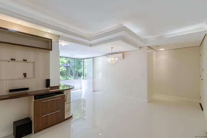 Apartamento com 81m², 2 dormitórios no bairro Bela Vista em Porto Alegre para Comprar