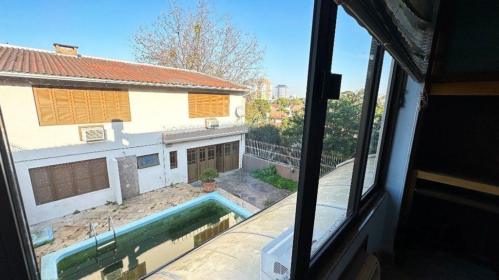 Casa à venda com 4 quartos, 351m² - Foto 11