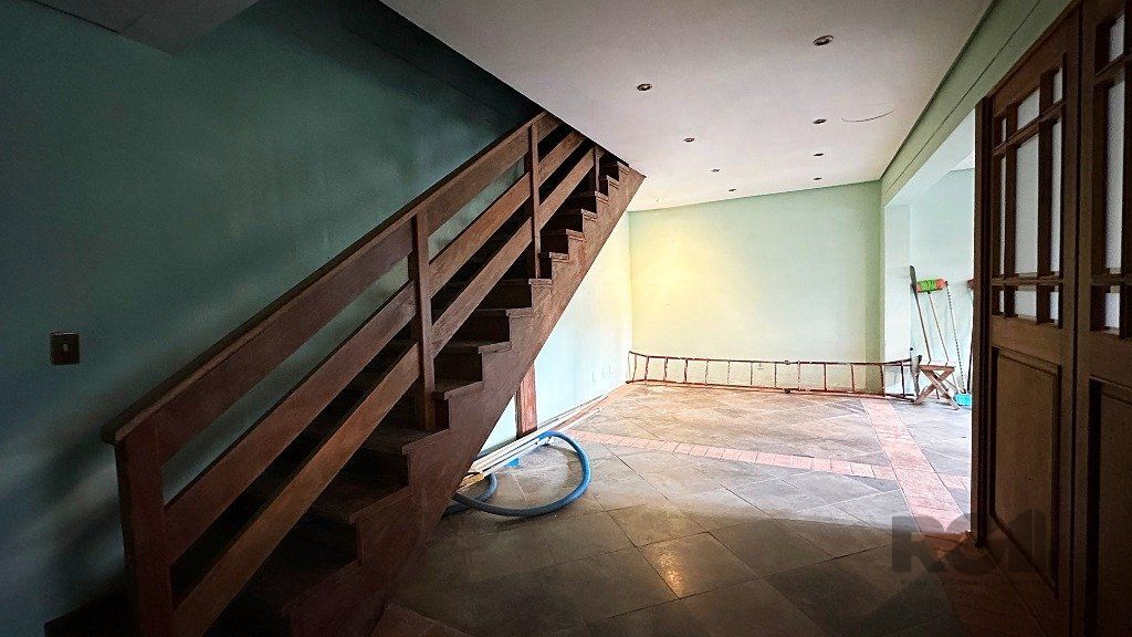 Casa à venda com 4 quartos, 351m² - Foto 26
