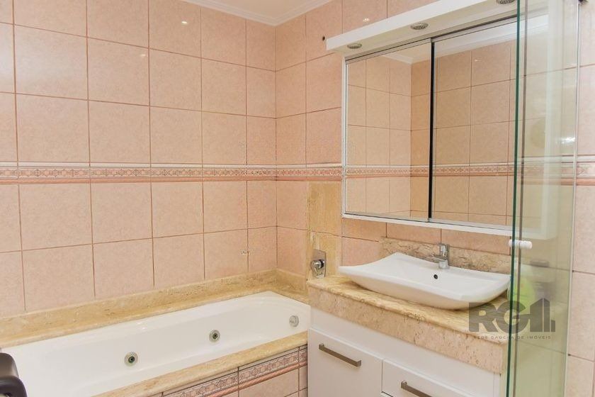 Casa à venda com 5 quartos, 197m² - Foto 15