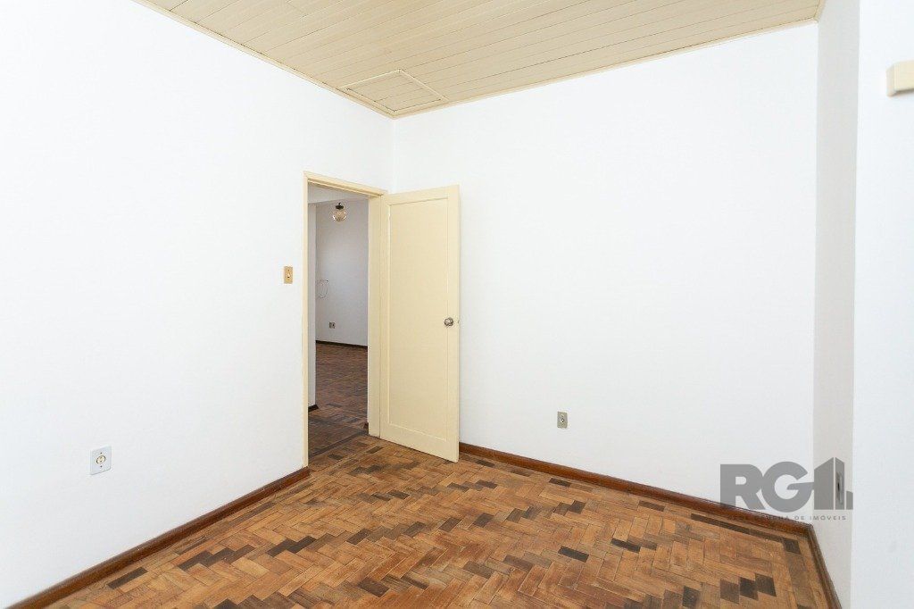 Casa à venda com 5 quartos, 265m² - Foto 49