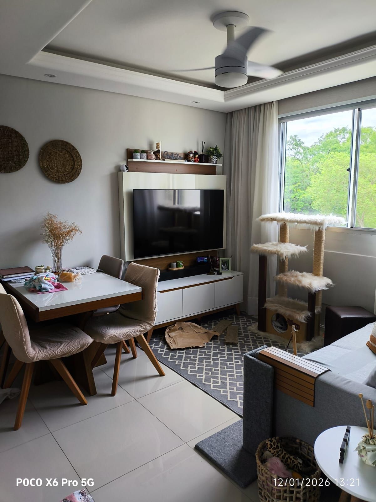 Apartamento 2 dormitórios no bairro Cavalhada