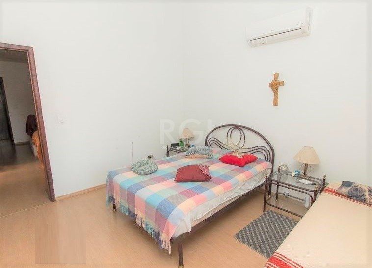 Casa à venda com 3 quartos, 240m² - Foto 32
