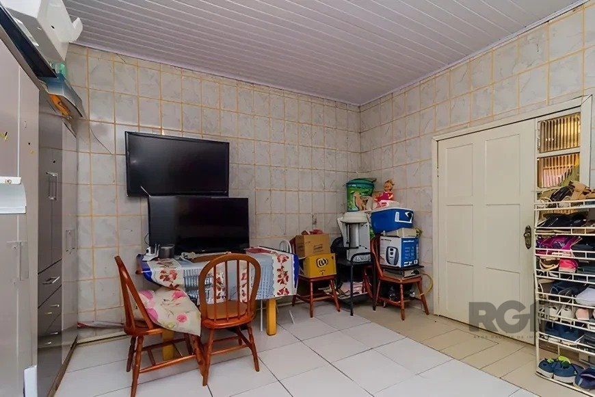 Casa à venda com 4 quartos, 50m² - Foto 11