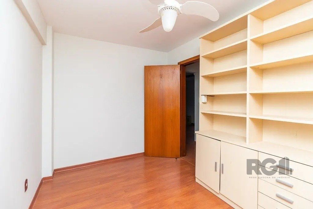 Apartamento à venda com 2 quartos, 77m² - Foto 13