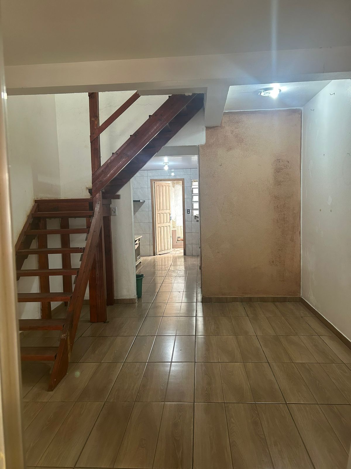 Casa de 02 dormitórios em condominio no bairro São Vicente -Porto alegre/RS.