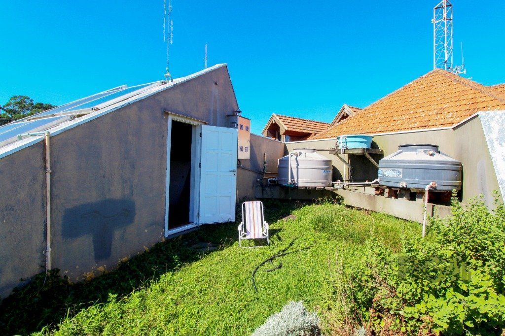Casa à venda com 3 quartos, 194m² - Foto 27
