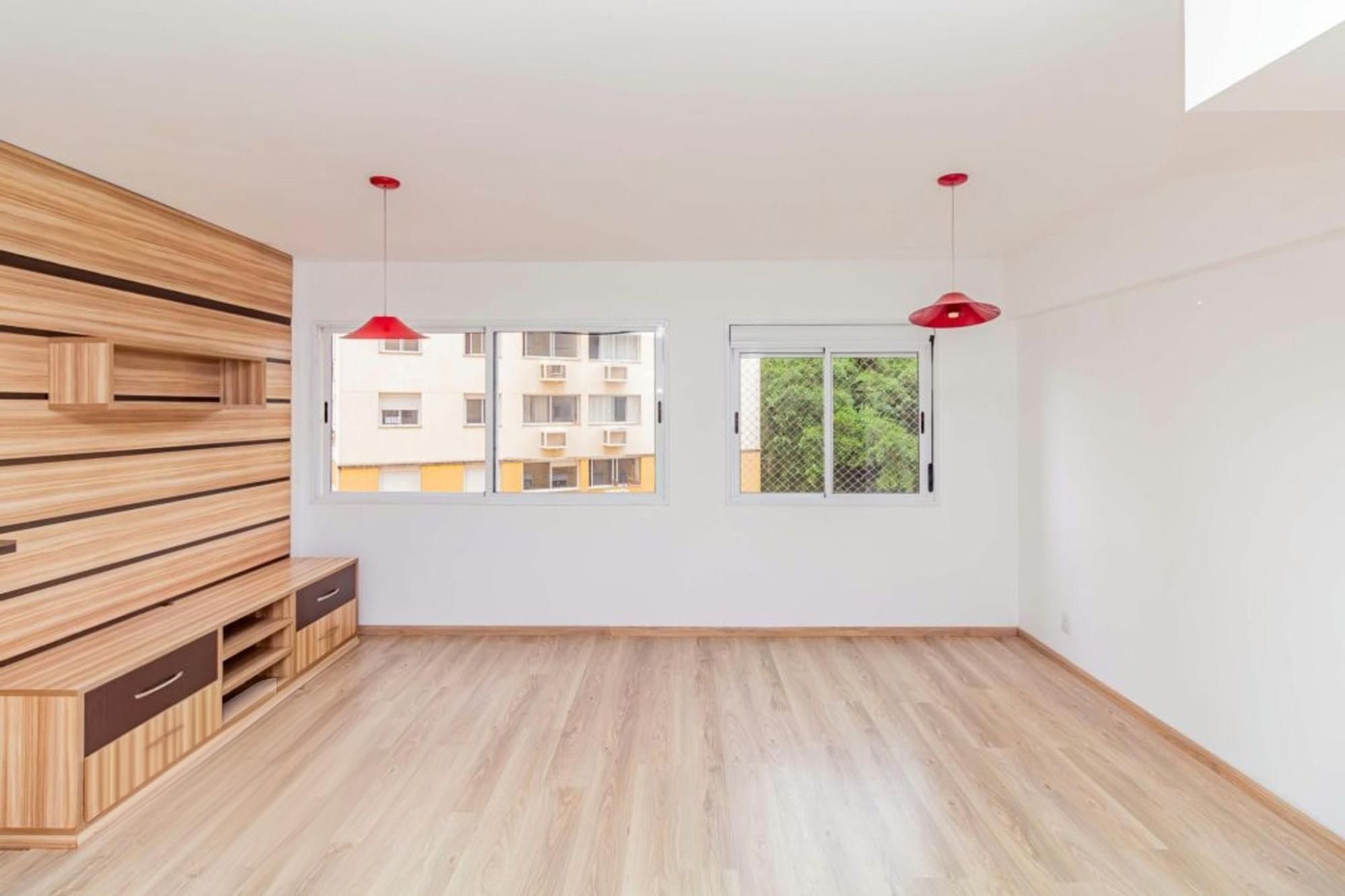 Apartamento de 3 dormitórios à venda no Bairro Santo Antônio - Porto Alegre