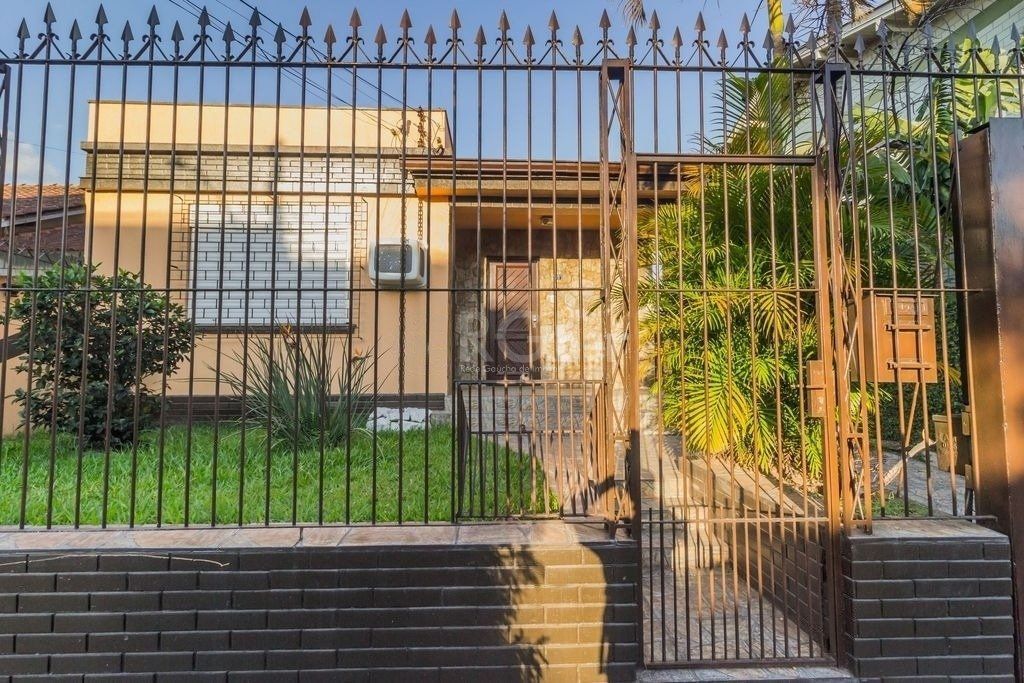 Casa à venda com 3 quartos, 134m² - Foto 3