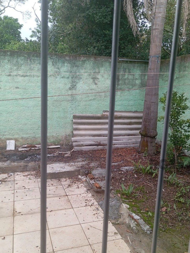 Casa à venda com 2 quartos, 75m² - Foto 3