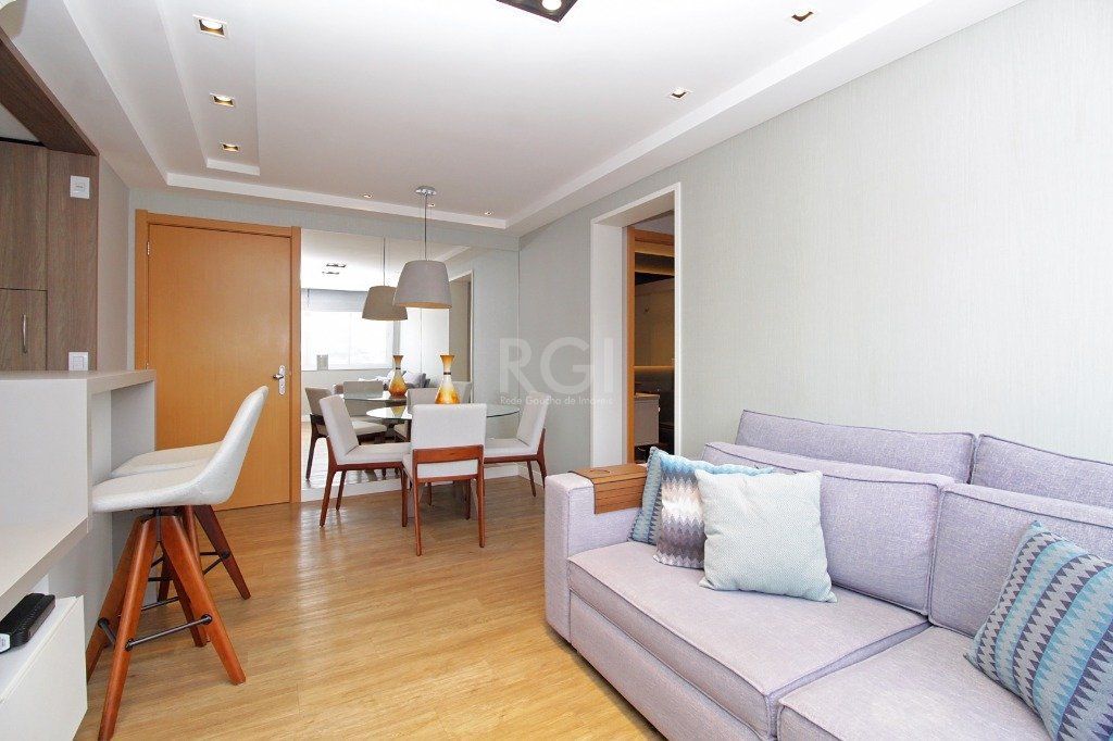 Apartamento à venda com 2 quartos, 62m² - Foto 4