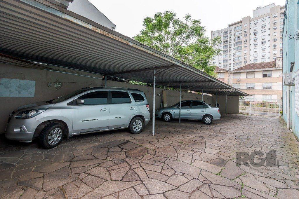 Apartamento à venda com 2 quartos, 64m² - Foto 18