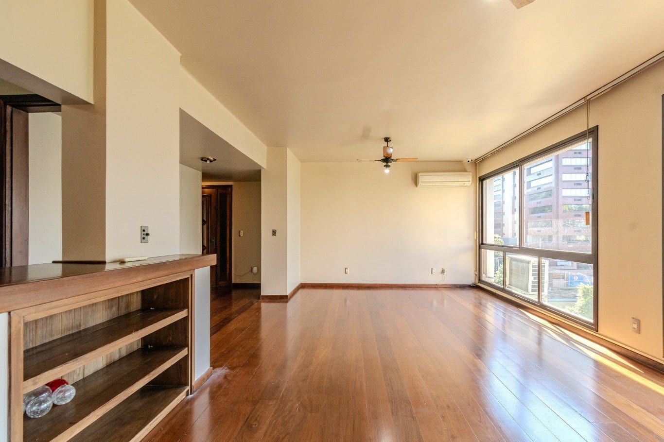 Apartamento de 3 dormitorios à venda em Mont Serrat - Porto Alegre