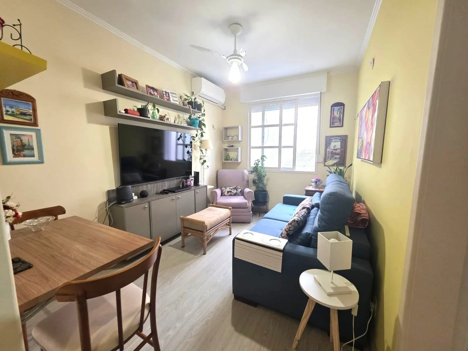 Apartamento, 1 dormitório no bairro Menino Deus em Porto Alegre para Comprar