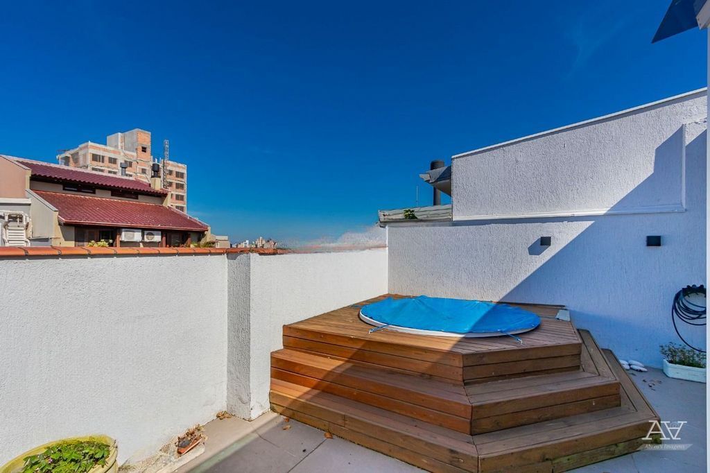 Cobertura à venda com 1 quarto, 101m² - Foto 2