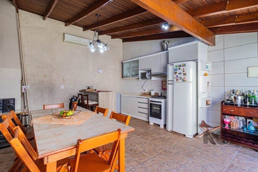 Casa à venda com 3 quartos, 186m² - Foto 7