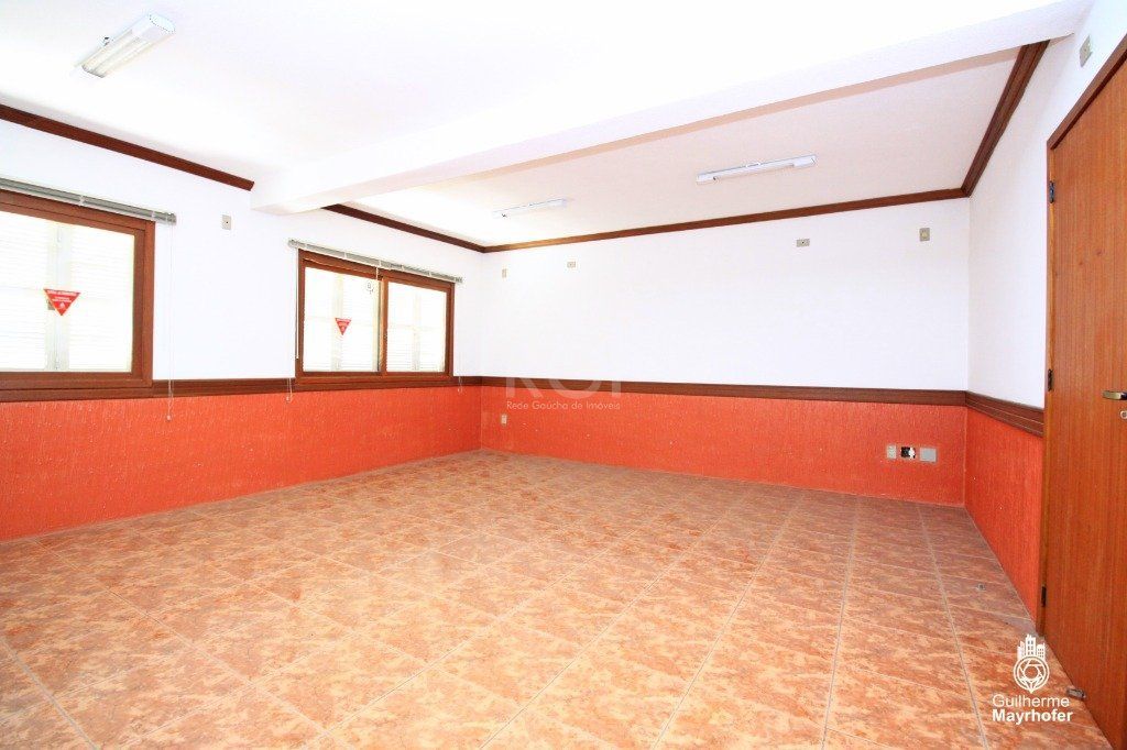 Casa, 3 quartos, 258 m² - Foto 2