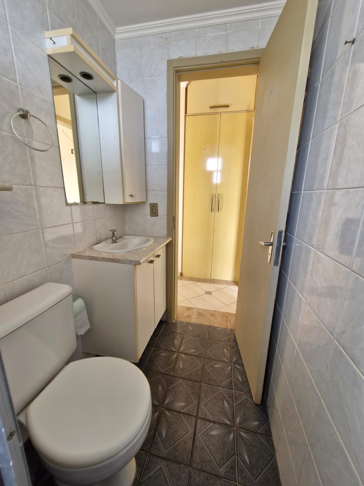 Apartamento à venda com 1 quarto, 44m² - Foto 22