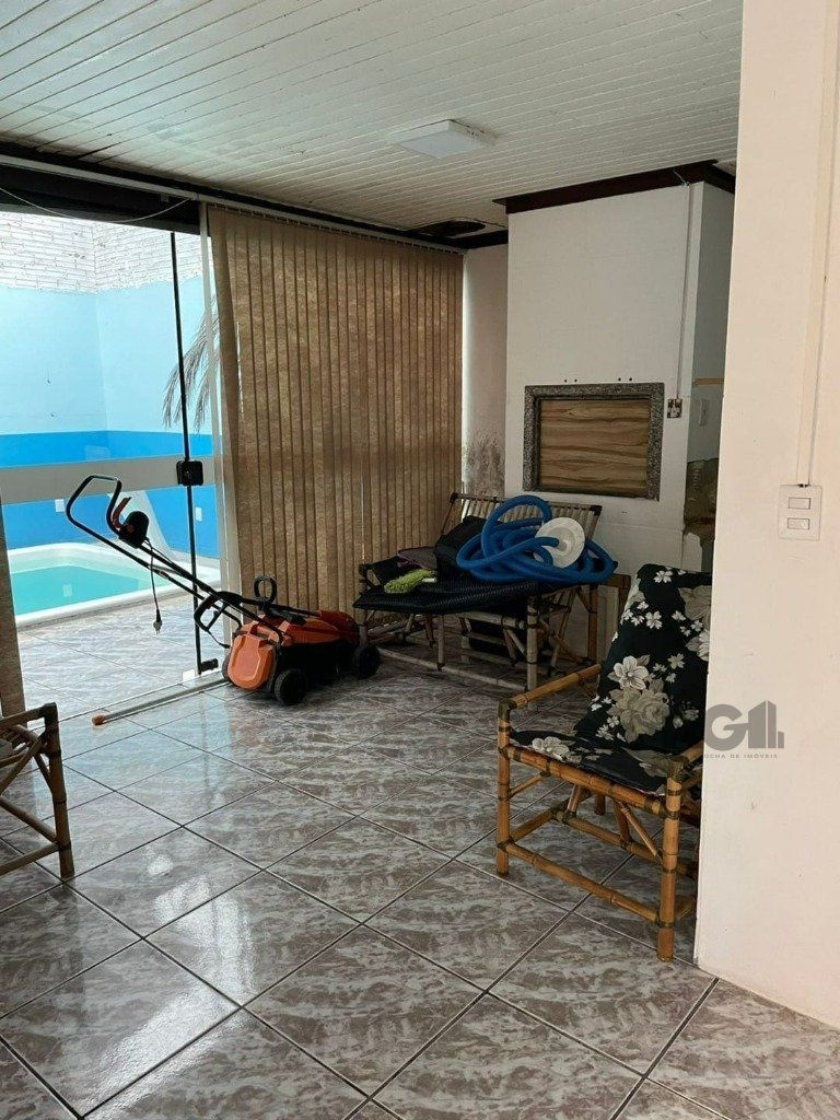 Casa à venda com 4 quartos, 260m² - Foto 16