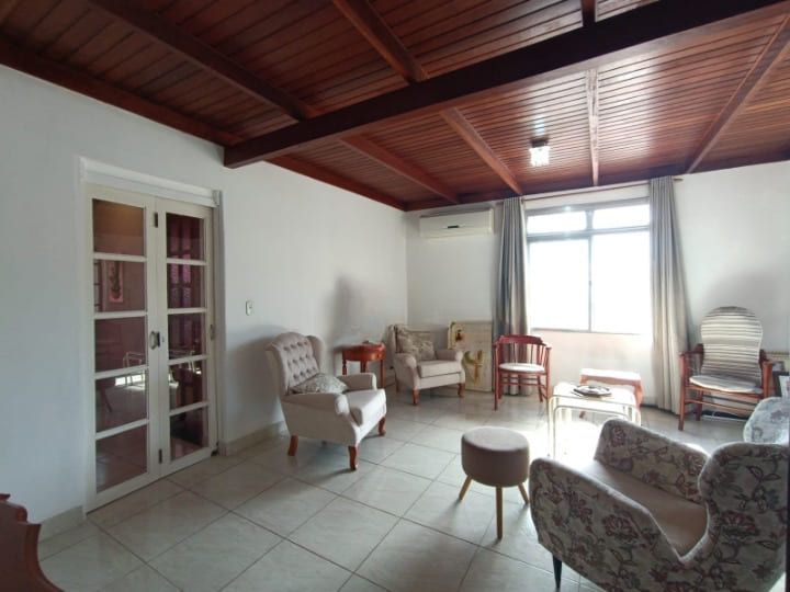 Casa para Venda - 142.8m², 4 dormitórios, 5 vagas - Teresópolis — foto 5