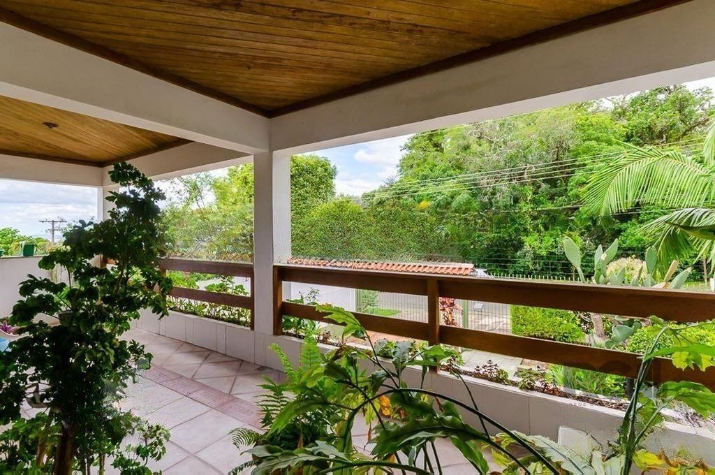 Casa à venda com 3 quartos, 379m² - Foto 32