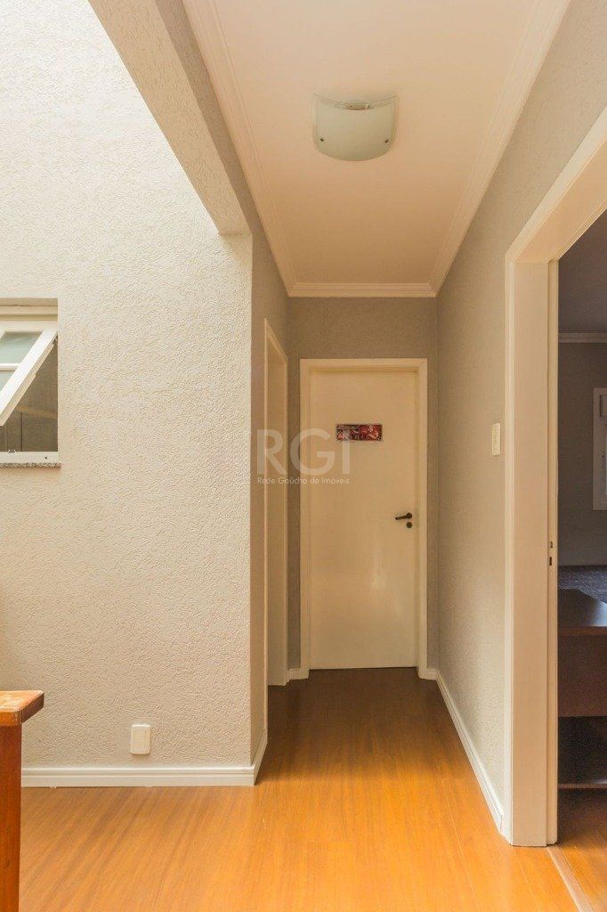 Casa à venda com 4 quartos, 230m² - Foto 10