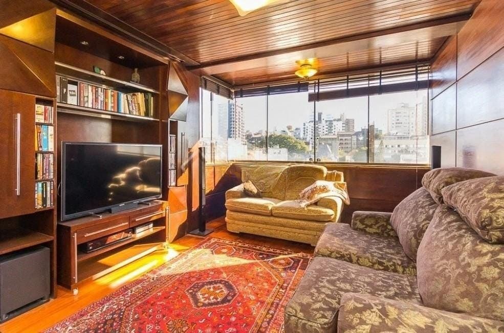 Apartamento com 3 de dormitorios no bairro  Higienópolis, Porto Alegre — foto 2