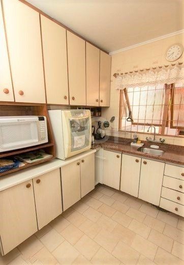 Casa à venda com 3 quartos, 240m² - Foto 12