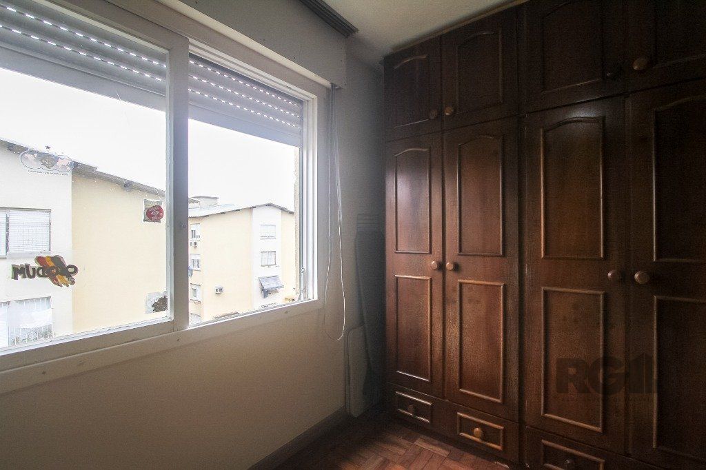 Apartamento à venda com 3 quartos, 75m² - Foto 12