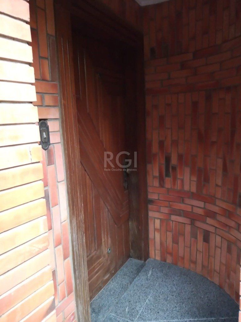 Casa à venda com 3 quartos, 256m² - Foto 4