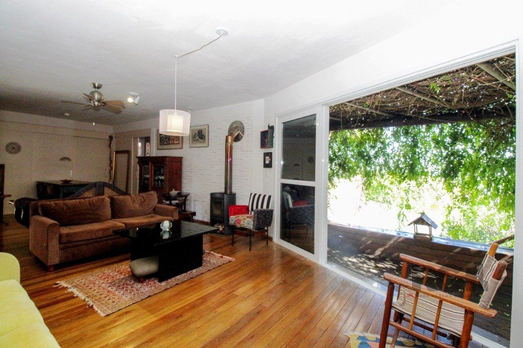 Casa à venda com 3 quartos, 194m² - Foto 4