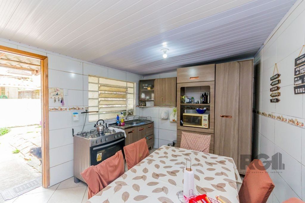 Casa à venda com 2 quartos, 100m² - Foto 11