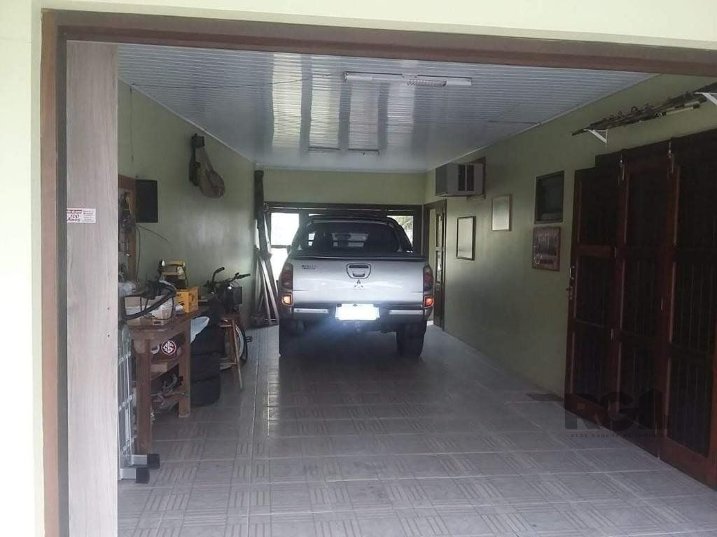 Casa à venda com 3 quartos, 220m² - Foto 8